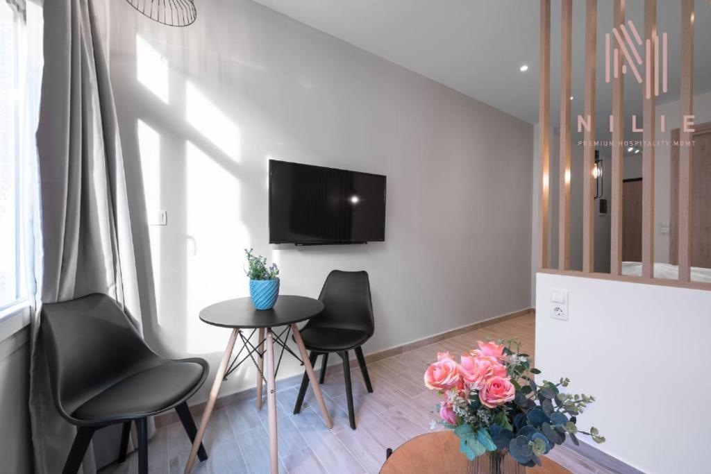 Level #2, Nilie Hospitality Mgmt Apartment Tesalonika Bagian luar foto