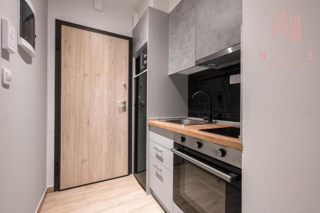 Level #2, Nilie Hospitality Mgmt Apartment Tesalonika Bagian luar foto