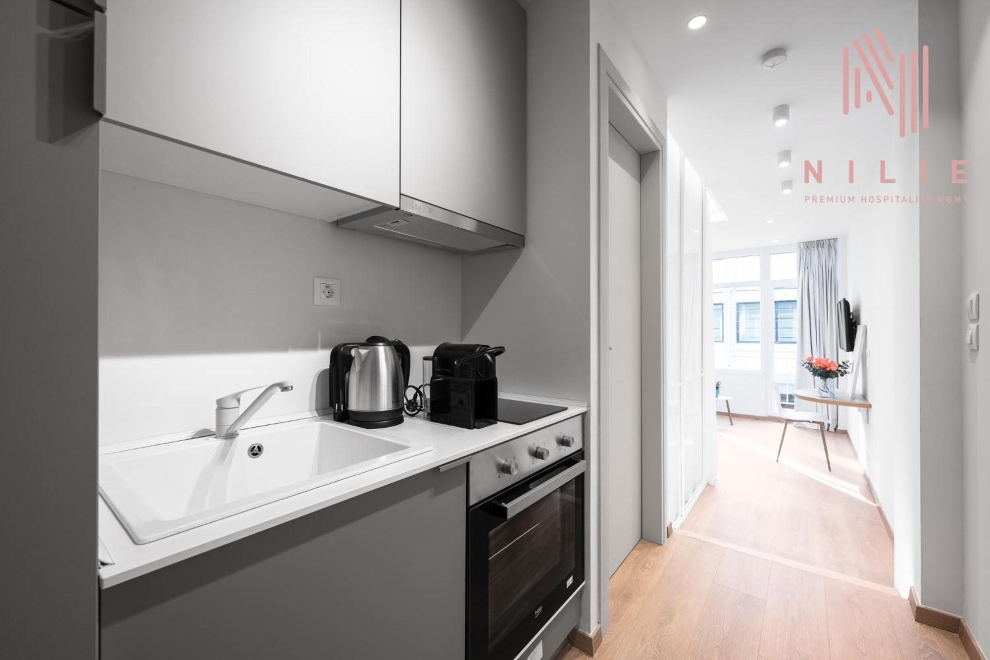 Level #2, Nilie Hospitality Mgmt Apartment Tesalonika Bagian luar foto